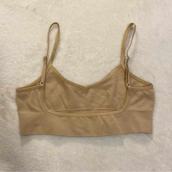 Aritzia Talula scoop cami bralette - Picture 2 of 3